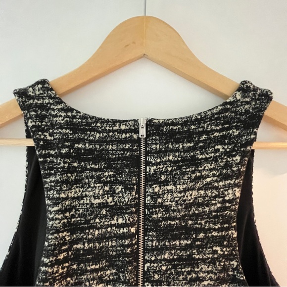 Black & white fit and flare Banana Republic midi dress, size 10 - Picture 4 of 13